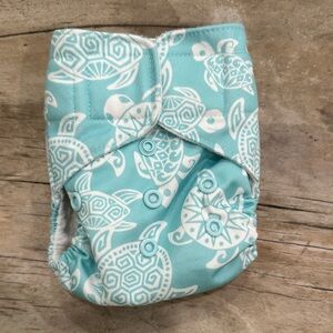 Lalabye Baby, NEWBORN size cloth diapers reusable. Hook and Loop *USED*